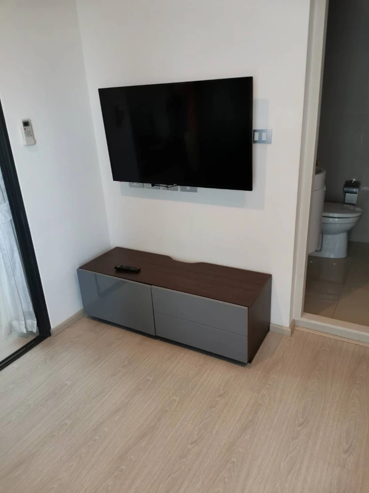 For rent!! Condo Rhythm Asoke 2, 8th floor, corner room, beautiful room, fully furnished, ready to move in, don't miss it!!