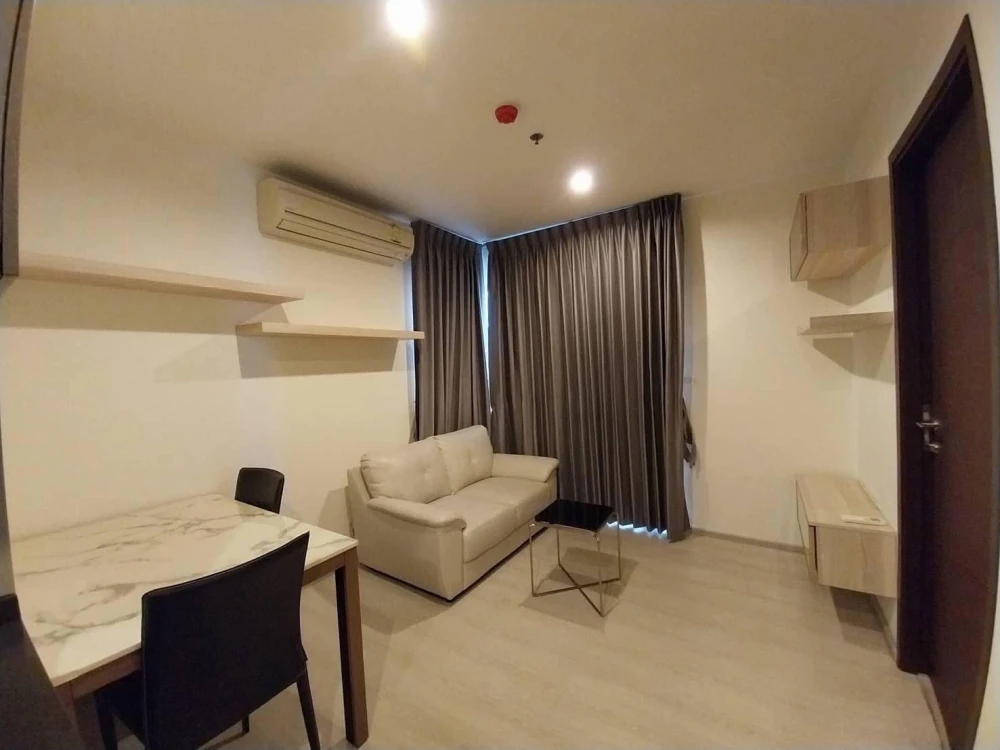 Condo for rent, Rhythm Asoke, get the morning sun, new furniture, good location, convenient transportation, don't wait, hurry up
