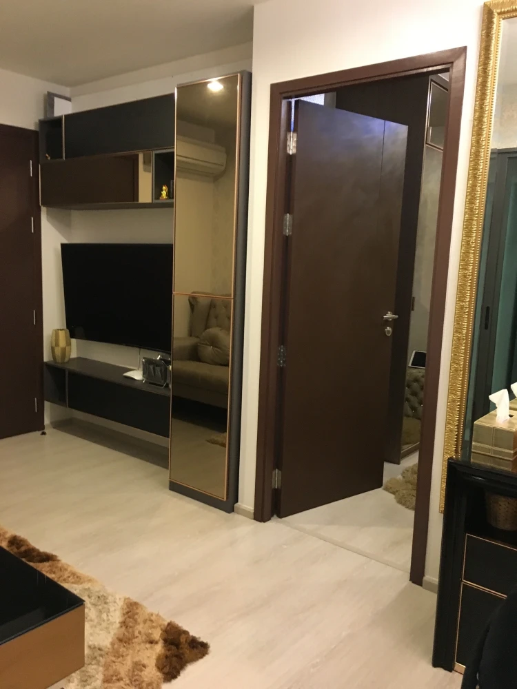 Condo for rent, Rhythm Asoke. Comfortable living, fully equipped with amenities. Book now!!