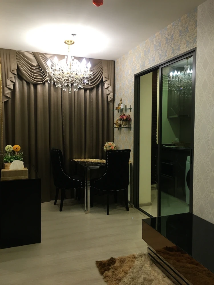 Condo for rent, Rhythm Asoke. Comfortable living, fully equipped with amenities. Book now!!