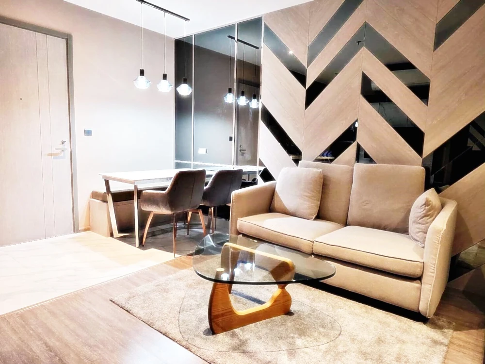 For Sale/Rent!! Rhythm Ekkamai Condo, 14th floor, beautiful unit, luxuriously decorated, fully furnished, ready to move in. Reserve now!!