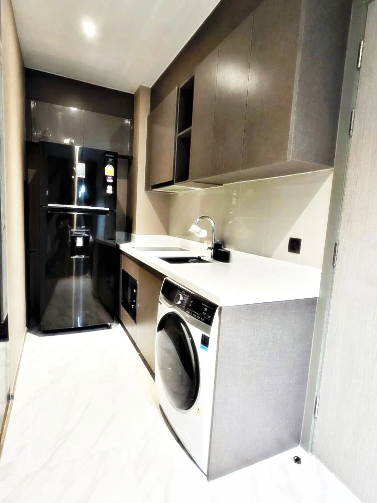 For Sale/Rent!! Rhythm Ekkamai Condo, 14th floor, beautiful unit, luxuriously decorated, fully furnished, ready to move in. Reserve now!!