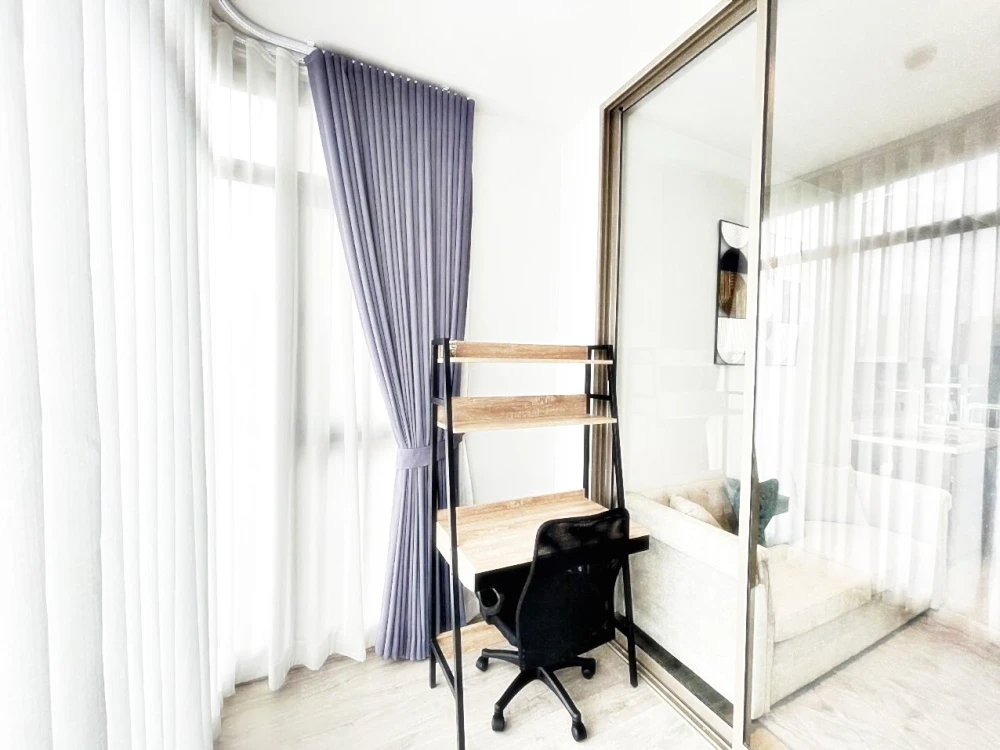 For rent!! Rhythm Ekkamai Estate Condo, 18th floor, beautiful room, fully furnished, ready to move in! Reserve now!!