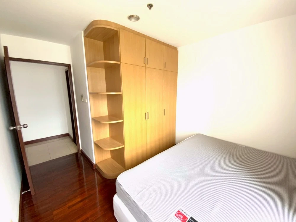 Condo for rent River Heaven (Charoen Krung 76/1) large room, comfortable, good usable space. You must hurry to reserve now.