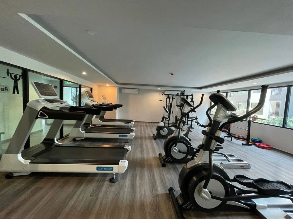 Condo for rent: Reach Phahon Yothin 52, 8th floor, beautiful room, stunning view, near Saphan Mai BTS station, convenient transportation. Reserve now!