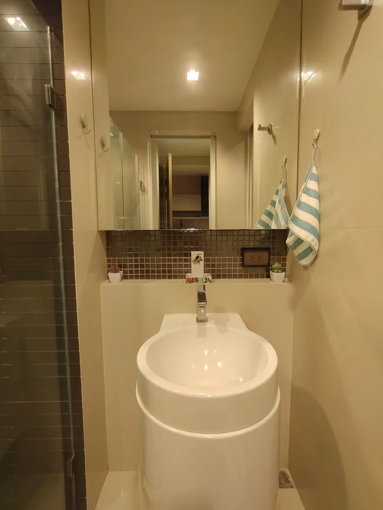 For rent!! Condo Rhythm Phaholyothin-Ari, 51st floor, fully furnished, beautifully decorated, sweet and warm, ready to move in, book now!!