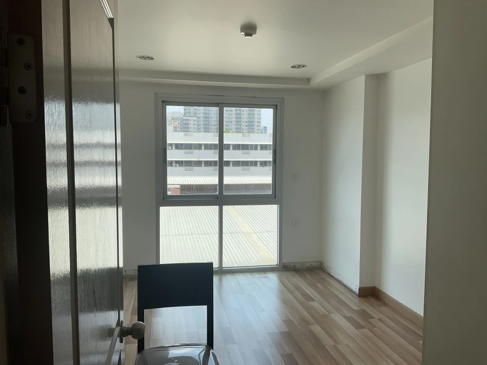 For rent!! Condo Resort Ta Yen Akat, 6th floor, Building A, good location condo, convenient transportation, ready to move in, don't miss it!!