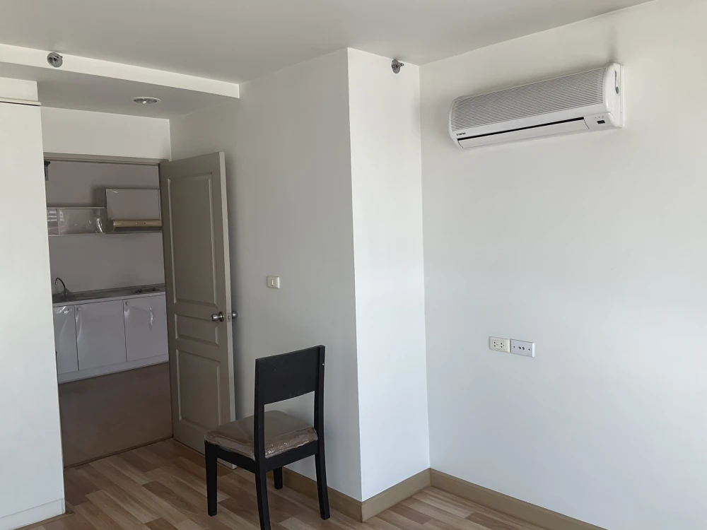 For rent!! Condo Resort Ta Yen Akat, 6th floor, Building A, good location condo, convenient transportation, ready to move in, don't miss it!!
