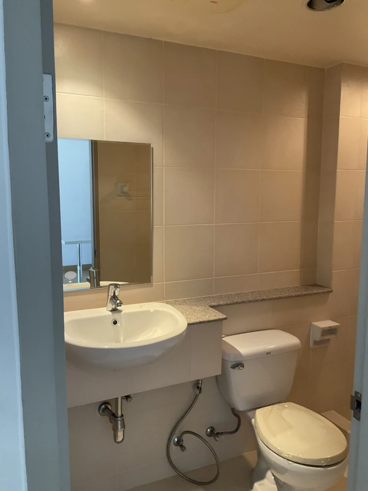 For rent!! Condo Resort Ta Yen Akat, 6th floor, Building A, good location condo, convenient transportation, ready to move in, don't miss it!!
