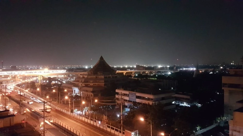 Condo for rent: Regent Home 15 Chaengwattana, 10th floor, corner room, very beautiful view. I tell you to hurry and reserve before you miss the opport