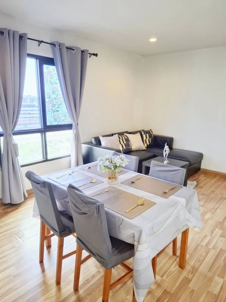 Condo for rent: Regent Home 15 Chaengwattana, 10th floor, corner room, very beautiful view. I tell you to hurry and reserve before you miss the opport