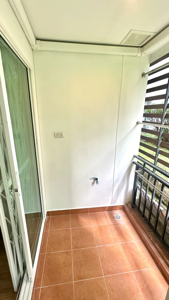 Condo for rent Regent Home 22 Sukhumvit 85, fully furnished, within walking distance to BTS. Reserve now!