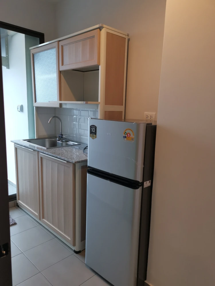Condo for rent: Regent Home Wutthakat. Ready to move in. Fully furnished. Come and reserve now. Don't miss out!