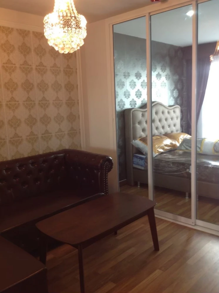 For rent!! Regent Home Sukhumvit 81 Condo. Beautiful Louis-style room. Fully furnished. Move-in ready. Don't miss out!!