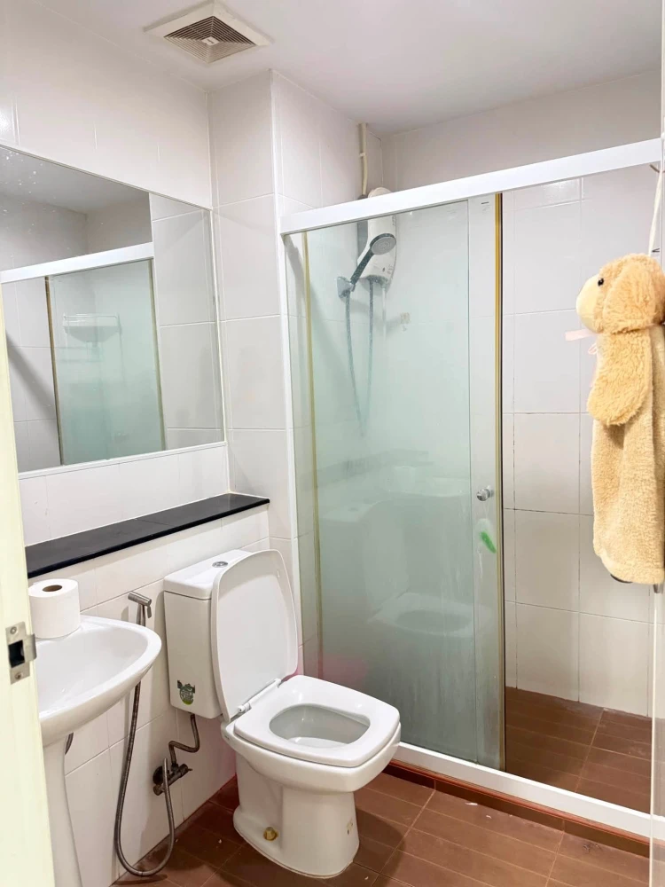 Condo for rent, Regent Home Bang Son, Phase 27, separated rooms. Clearly divided into zones, not too expensive, convenient, complete here. Book now.