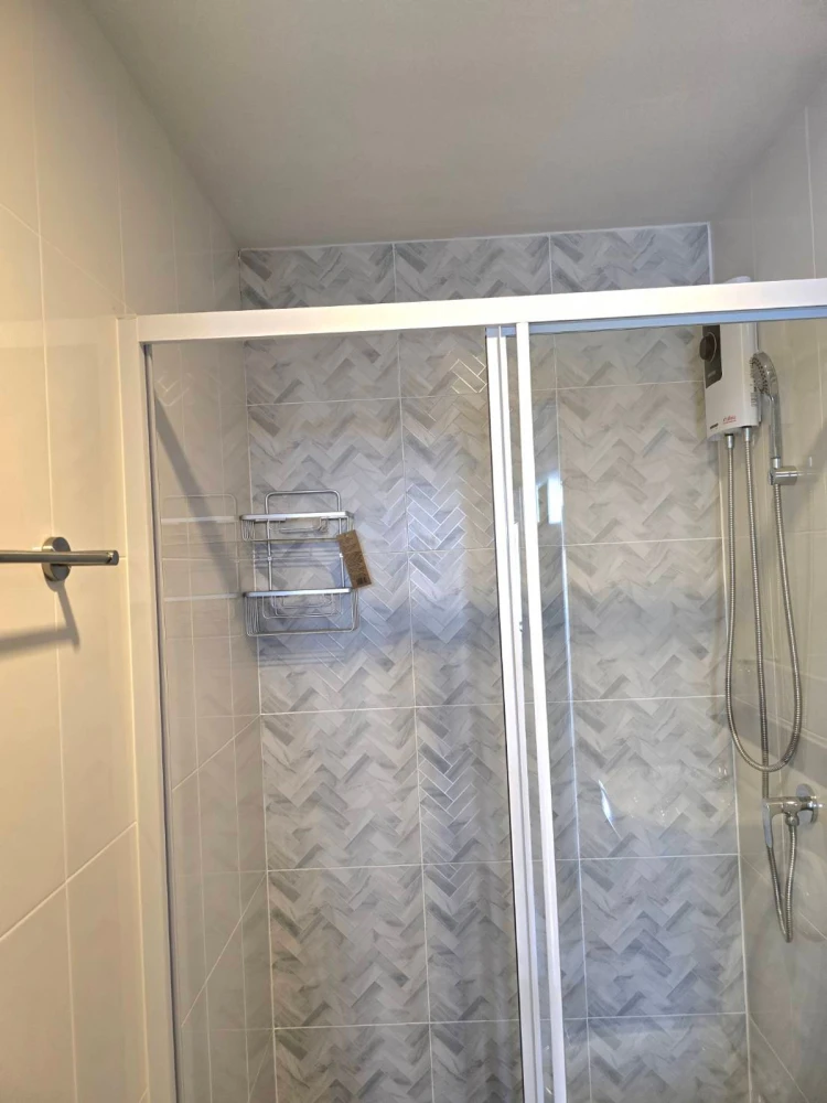 Condo for rent, Regent Home Wutthakat, high floor, city view, ready to move in, built-in furniture throughout the room. You must hurry to reserve.