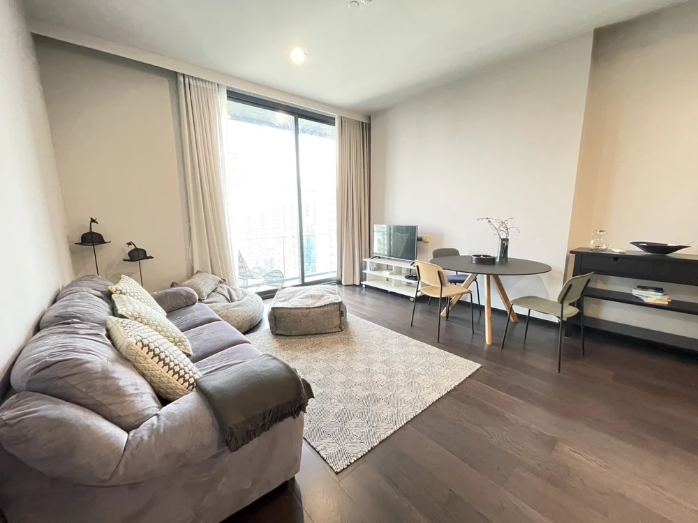 For rent!! Condo Laviq Sukhumvit 57, 18th floor, very beautiful room, very comfortable, great price, don't miss it!!