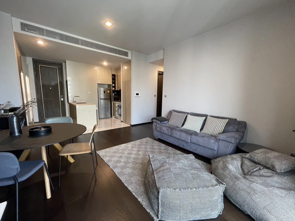 For rent!! Condo Laviq Sukhumvit 57, 18th floor, very beautiful room, very comfortable, great price, don't miss it!!