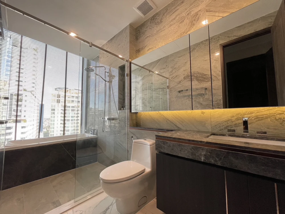 For rent!! Condo Laviq Sukhumvit 57, 18th floor, very beautiful room, very comfortable, great price, don't miss it!!