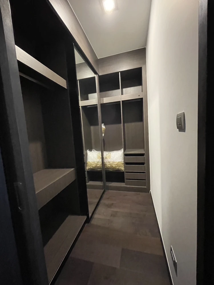 For rent!! Condo Laviq Sukhumvit 57, 18th floor, very beautiful room, very comfortable, great price, don't miss it!!