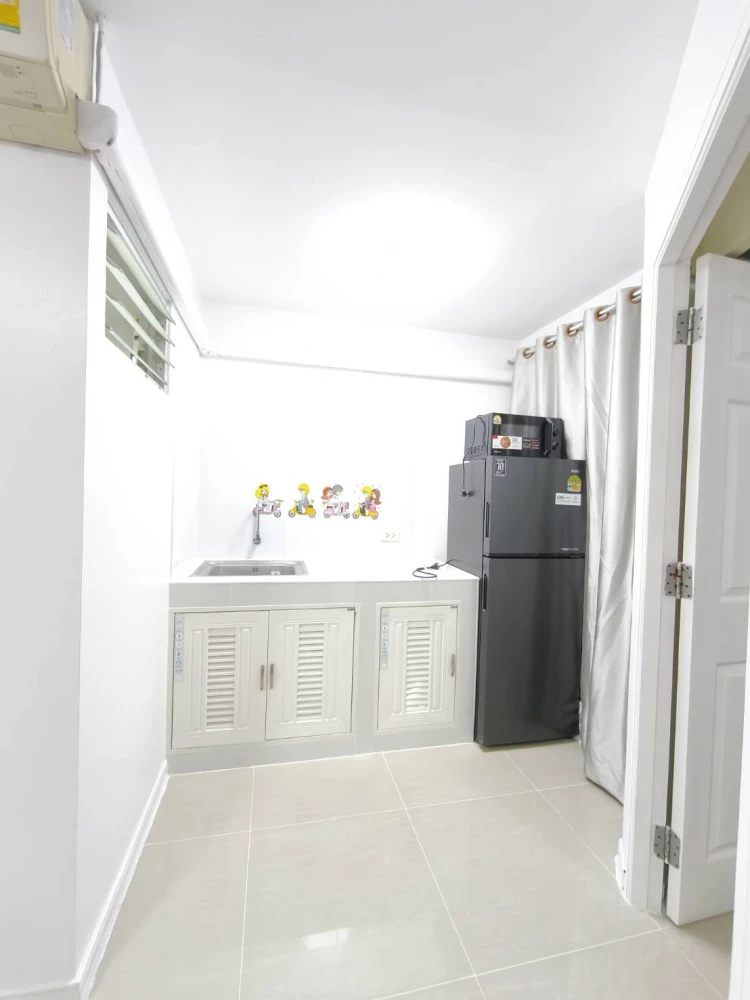 For rent!! Condo Lumpini Town Bodindecha-Ramkhamhaeng, 7th floor, fully furnished, ready to move in. Hurry and reserve now!!