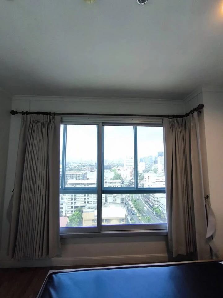 Condo for rent, Lumpini Rama 4 Kluaynamthai. Ready to move in, fully furnished with appliances. Spacious area. Book now, don't miss out!