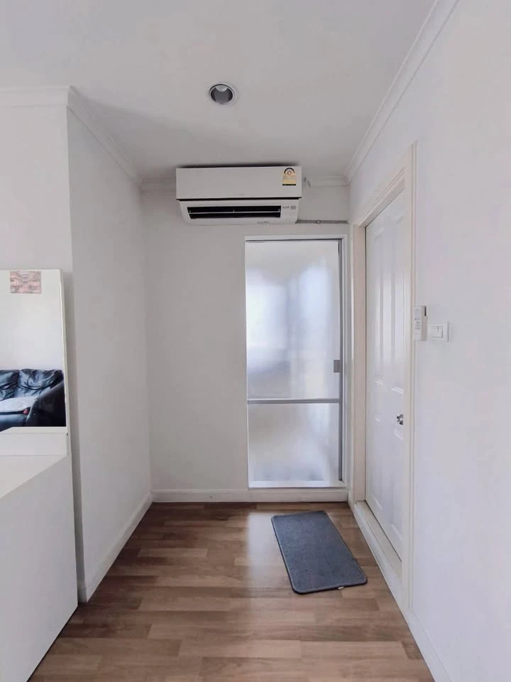 Condo for rent, Lumpini Rama 4 Kluaynamthai. Ready to move in, fully furnished with appliances. Spacious area. Book now, don't miss out!