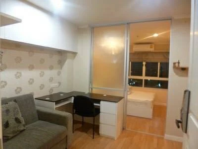 Condo for rent, Lumpini Park Pinklao, room with good wallpaper, great price, complete in one place, hurry and reserve now.