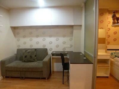 Condo for rent, Lumpini Park Pinklao, room with good wallpaper, great price, complete in one place, hurry and reserve now.
