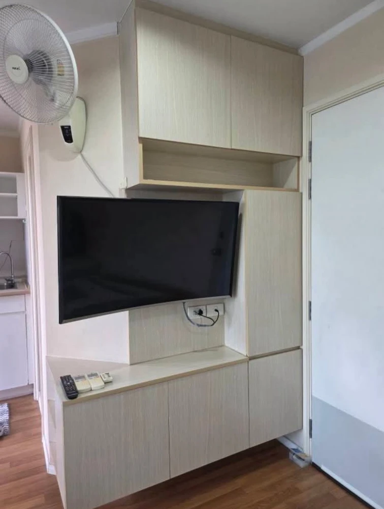 Condo for rent, Lumpini Park Rama 9-Ratchada, city view, simple room, warm style, very inviting.