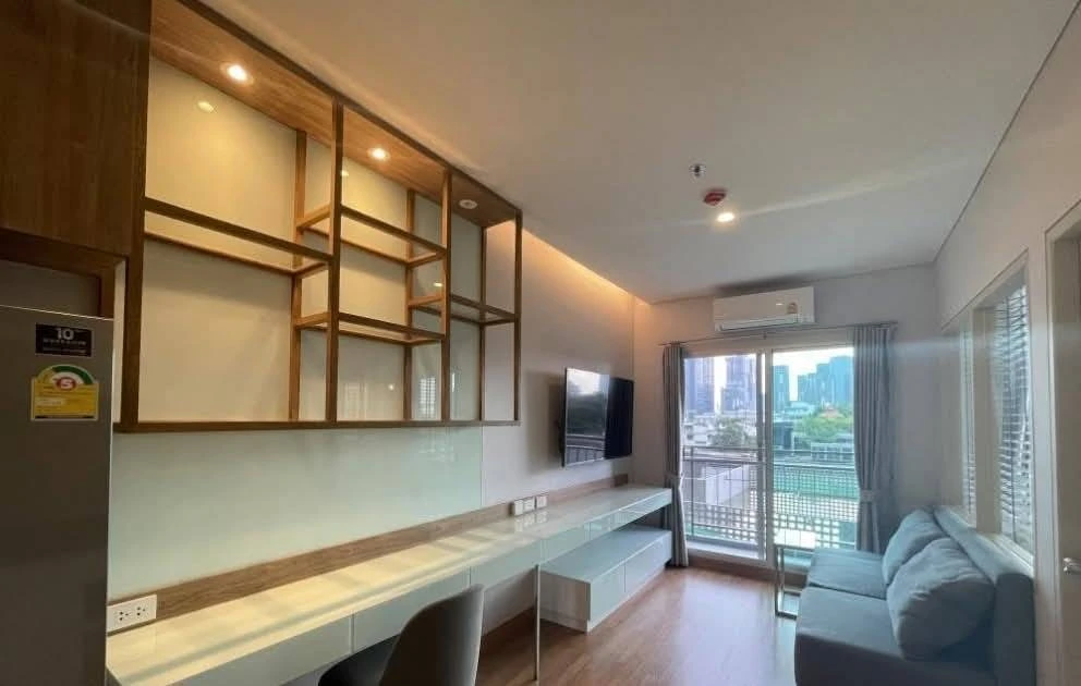 Condo for Lumpini Park Vibhavadi-Chatuchak Get a good high view, reasonable price, fully decorated, hurry and reserve now.