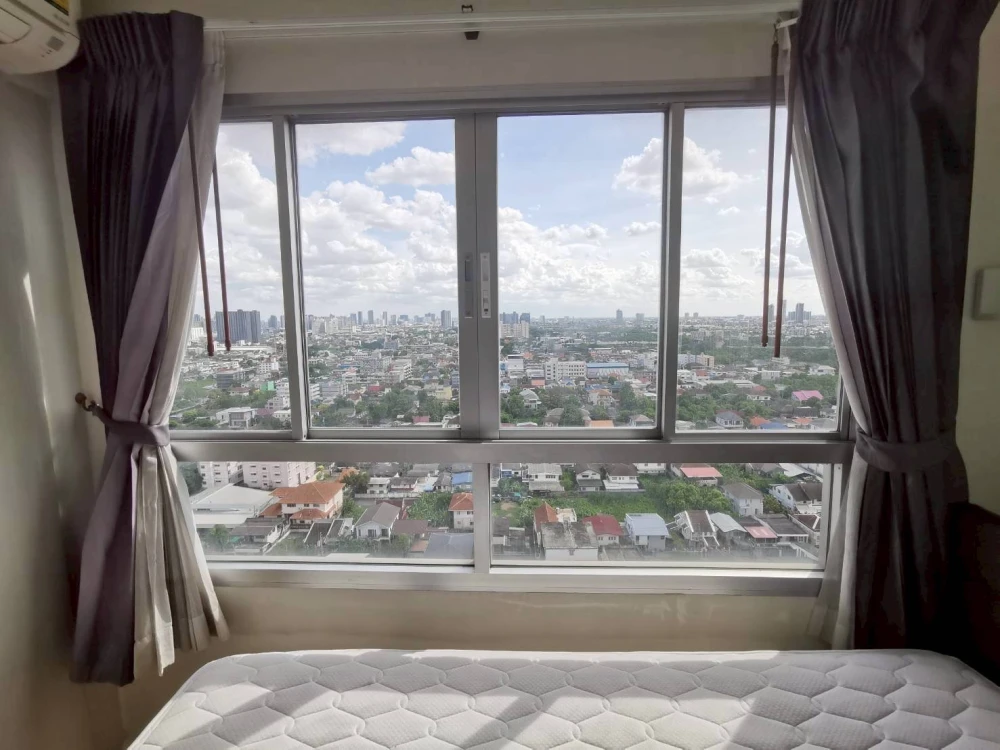 For rent!! Lumpini Ville Prachachuen-Phong Phet 2 Condo, fully furnished, great location, super convenient transportation. Reserve now!!