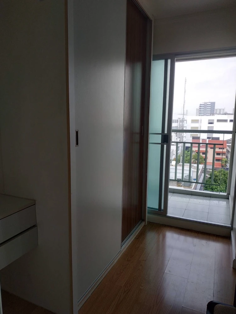 For rent!! Lumpini Ville condo, Phatthanakan-Phetchaburi New Road, 8th floor, Building A2, fully furnished, ready to move in, hurry up and book now!!