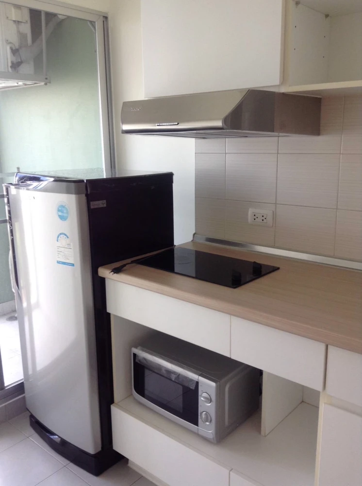 For rent!! Lumpini Ville condo, Phatthanakan-Phetchaburi New Road, 8th floor, Building A2, fully furnished, ready to move in, hurry up and book now!!