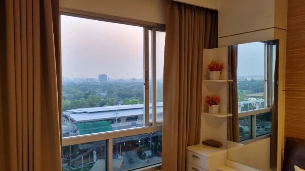Condo for rent, Lumpini Ville Ramintra - Laksi, good location, next to the train station, near the mall, ready to move in. Hurry up to reserve before it's gone!