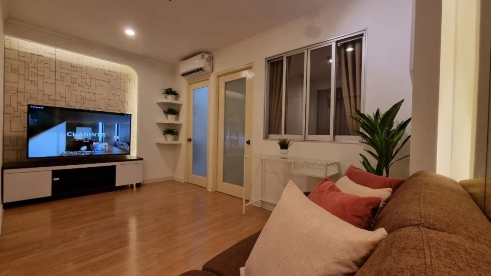 Condo for rent, Lumpini Ville Ramintra - Laksi, good location, next to the train station, near the mall, ready to move in. Hurry up to reserve before it's gone!