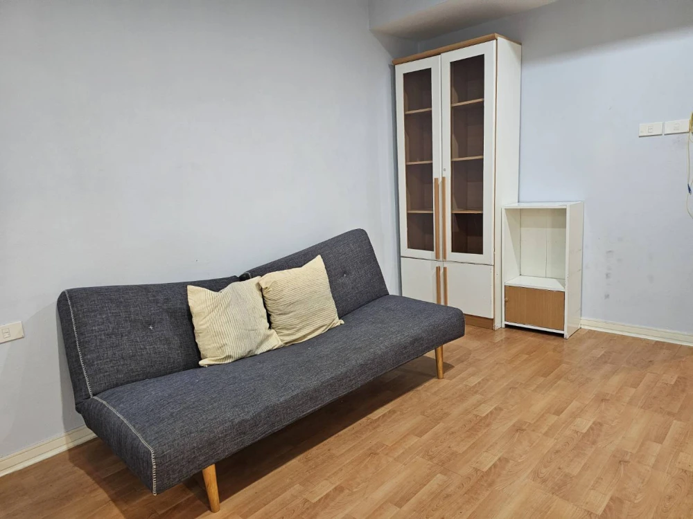 Condo for rent Lumpini Ville Cultural Center Electrical appliances and complete furniture Carry your bags and get ready to move in.