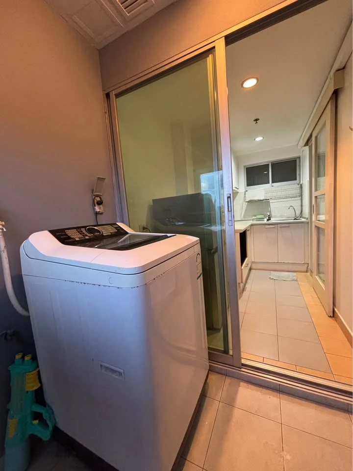 Condo for rent, Lumpini Ville Sukhumvit 77, 1 bedroom, 1 bathroom, lots of usable space. If you miss it, you'll regret it.