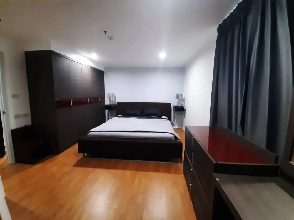 Condo for rent, Lumpini Ville Sukhumvit 77, spacious room, 17th floor, high view, comes with a very good price, hurry and reserve.