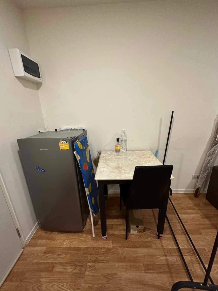 For rent, Lumpini Ville Condo, Sukhumvit 76-Bearing Station 2, separated rooms, good price, you must book now.