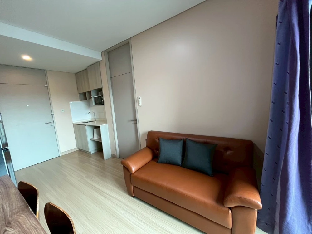 Condo for rent, Lumpini Suite, Din Daeng-Ratchaprarop, corner room, east side, Rama 9 view, can't miss it.