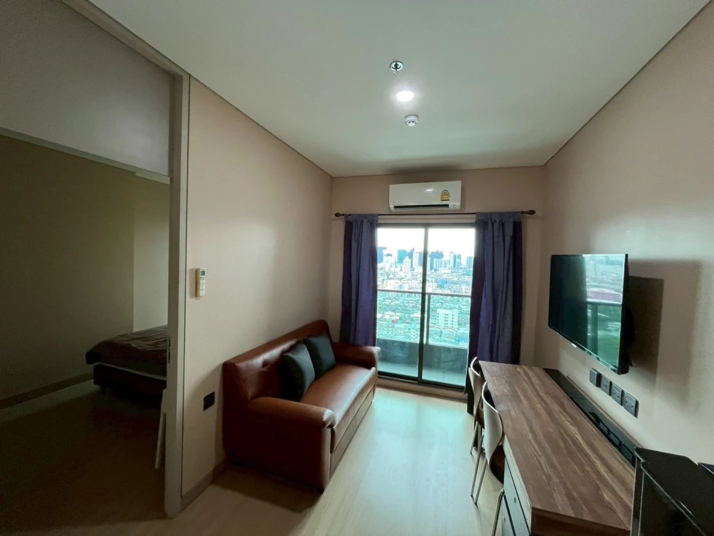 Condo for rent, Lumpini Suite, Din Daeng-Ratchaprarop, corner room, east side, Rama 9 view, can't miss it.