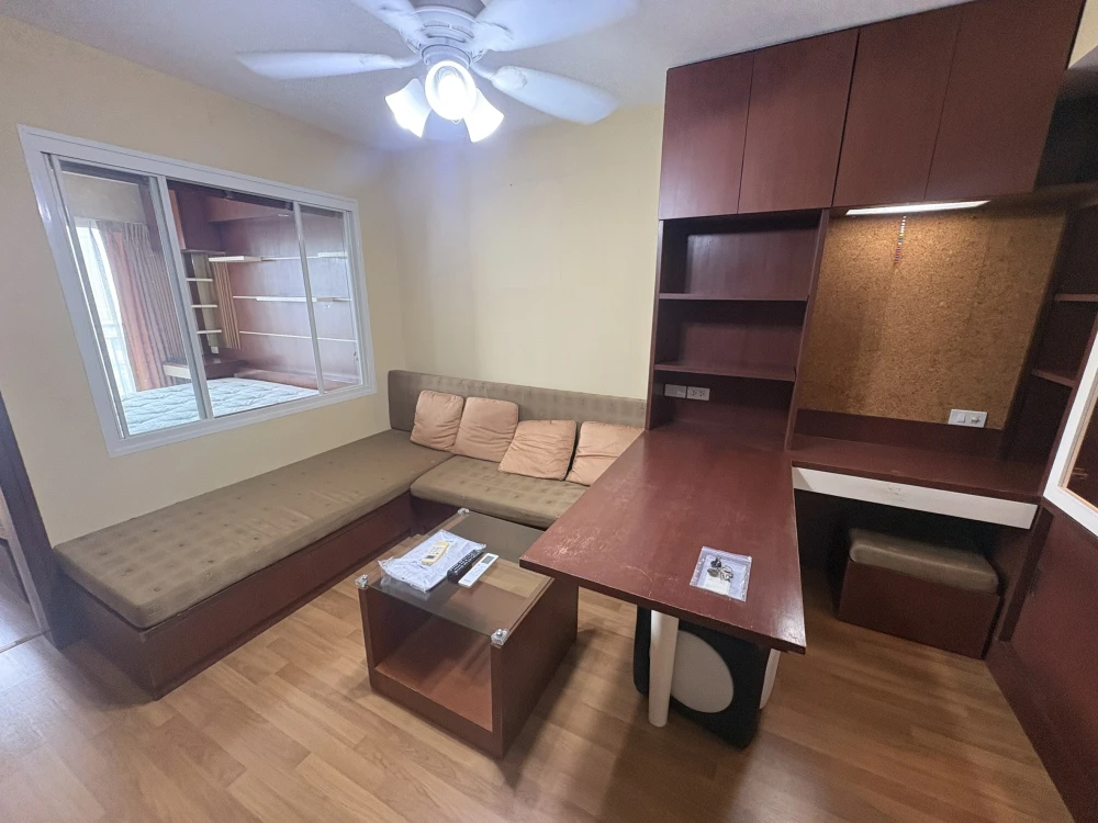 Condo for rent, Lumpini Place Narathiwat - Chao Phraya, high floor, south side, river view, fully furnished, ready to move in.