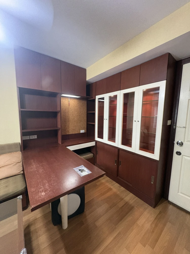 Condo for rent, Lumpini Place Narathiwat - Chao Phraya, high floor, south side, river view, fully furnished, ready to move in.