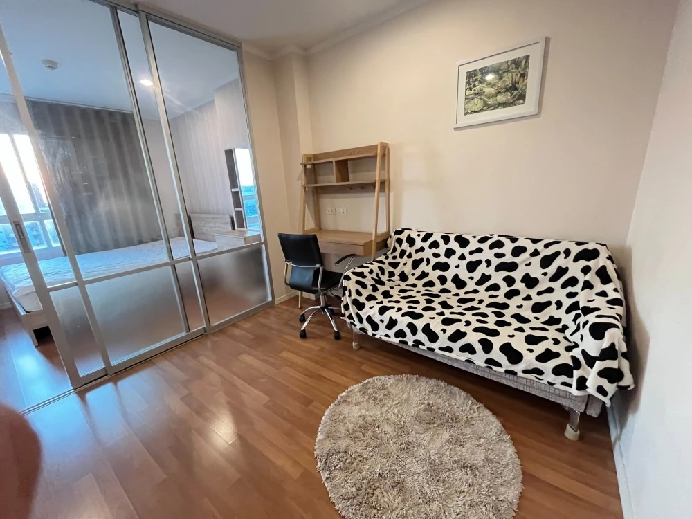 Condo for rent, Lumpini Place Borommaratchachonnani - Pinklao, ready to move in, complete in one place, if you don't book, you'll regret it.