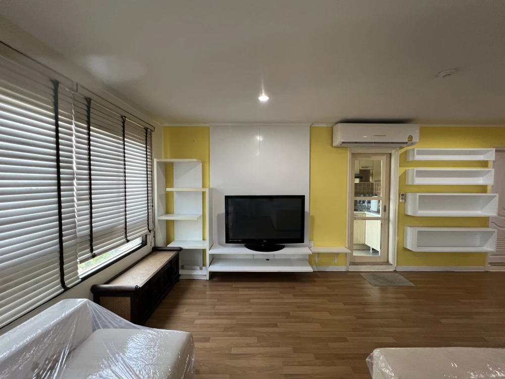 Condo for rent!! Lumpini Place Rama 3 - Riverview. Beautiful room with panoramic Chao Phraya River views. Fully furnished. Don't miss it!!