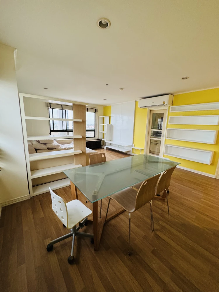 Condo for rent!! Lumpini Place Rama 3 - Riverview. Beautiful room with panoramic Chao Phraya River views. Fully furnished. Don't miss it!!