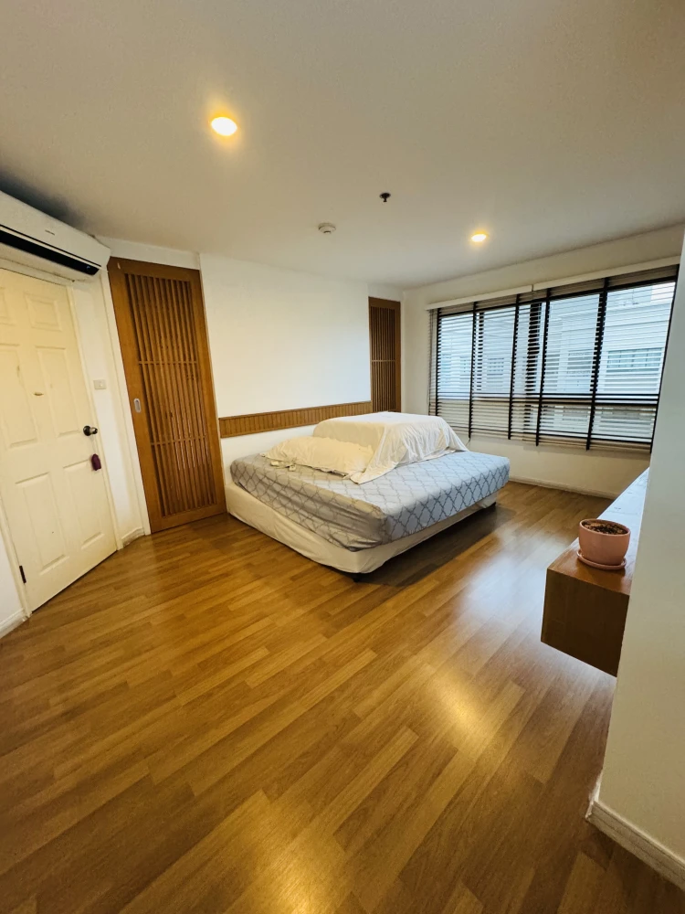 Condo for rent!! Lumpini Place Rama 3 - Riverview. Beautiful room with panoramic Chao Phraya River views. Fully furnished. Don't miss it!!