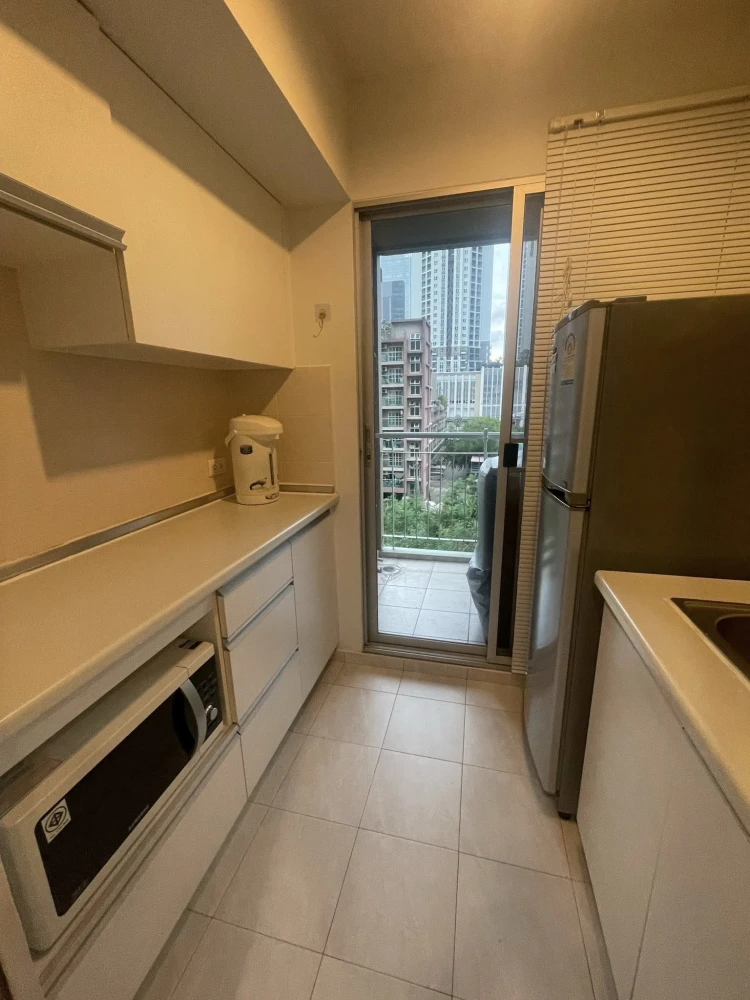 For rent!! Lumpini Place Condo, Rama 9-Ratchada, 5th floor, Building D, beautiful room, ready to move in, good price, hurry up and book now!!
