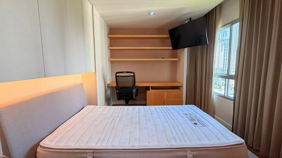 Condo for rent, Lumpini Place Rama 9-Ratchada, fully furnished, electrical appliances Can't miss it